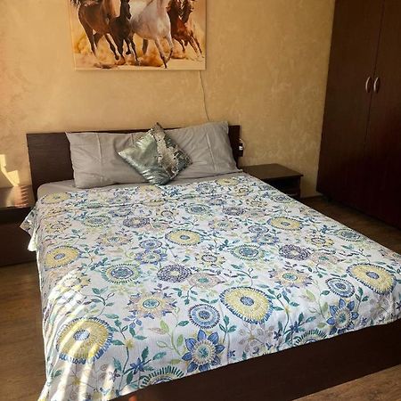 Lotos Apartament Apartment Burgas Luaran gambar